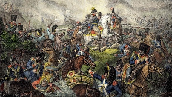 Ein Gemälde zeigt eine historische Schlacht. 