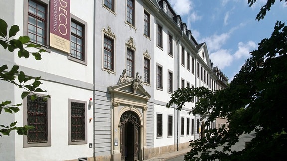 Ein repräsentatives, saniertes Gebäude mit drei Etagen: Das Museum für Angewandte Kunst Gera.