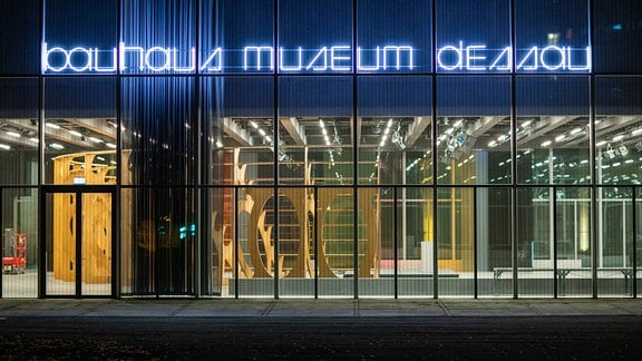Lichter im Bauhaus Museum Dessau