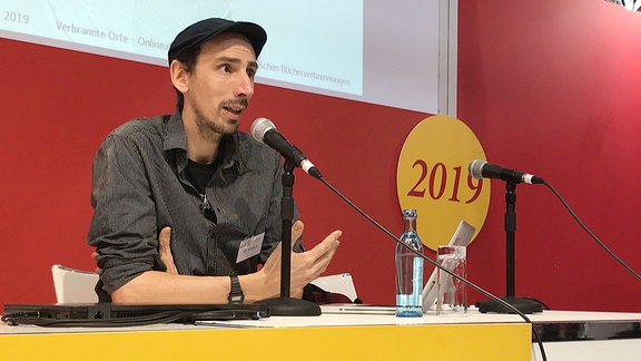 Fotograf Jan Schenck auf der Leipziger Buchmesse.