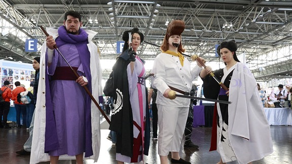 Kostümierte Besucher der Manga Comic Con 2024