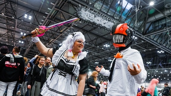 Person(en) in Verkleidung (Cosplay) auf der Manga-Comic-Con zur Leipziger Buchmesse 2023