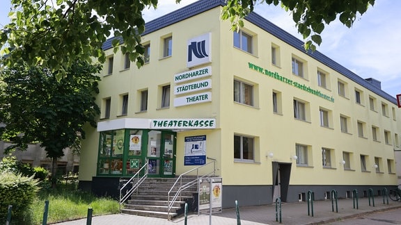 Blick auf das Gebäude des Nordharzer Städtebundtheaters.