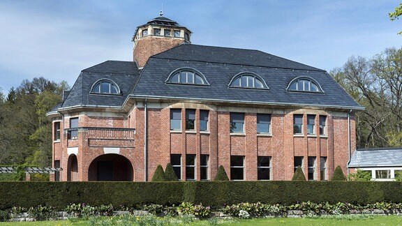 Haus Schulenburg, Fabrikantenvilla, 1913 bis 1915 von Henry van de Velde erbaut, heute Museum, Sitz der europäischen Van-de-Velde-Gesellschaft.