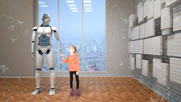 Mädchen an der Hand eines Roboters