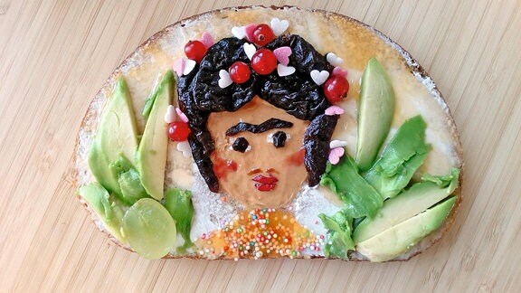 Kunstgeschichte als Brotbelag: Kahlo - Selbstporträt