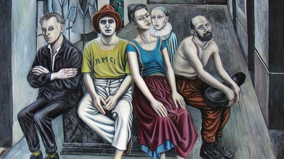 Ein Gemälde auf dem mehrere Personen in einer Passage sitzen. 