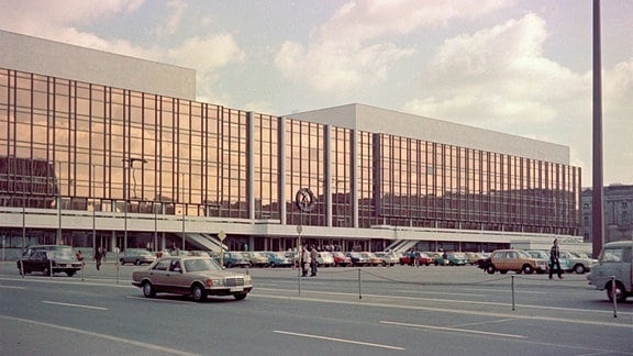 Palast der Republik, historische Aufnahme, Oktober 1980, Ostberlin
