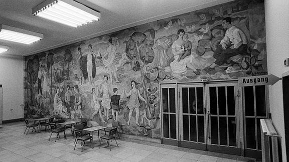 Wandgemälde „Lebensfreude“ von Gerhard Richter (1956) im Treppenfoyer Süd des Deutschen Hygiene-Museums