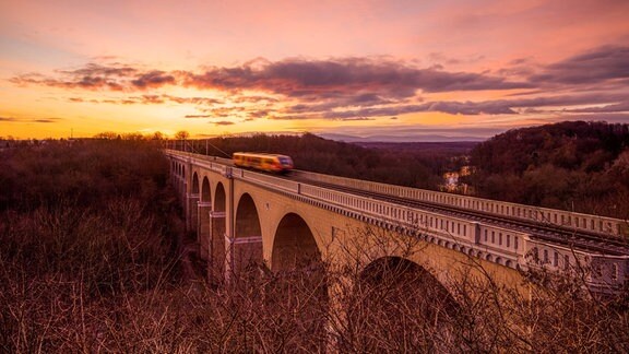 Neißeviadukt in Görlitz bei Sonnenuntergang