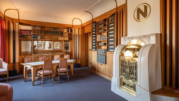 Eine historische Bibliothek im Nietzsche-Archiv Weimar