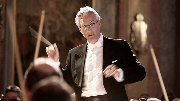 Oliver Weder, Chefdirigent der Thüringer Symphoniker Saalfeld-Rudolstadt