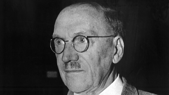 Professor Ferdinand Sauerbruch (1875 - 1951),  Begründer der modernen Brustkorbchirurgie