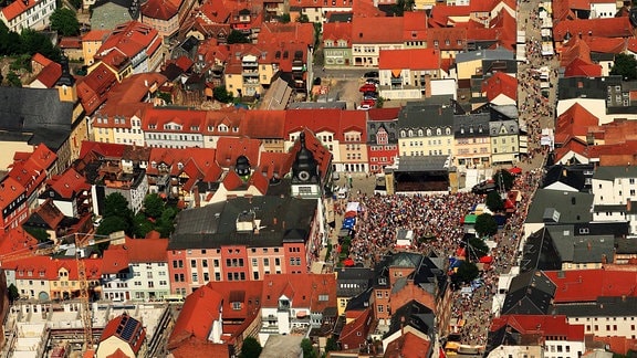 Rudolstadt - Luftbild mit Bühne auf dem Markt beim TFF 2013.