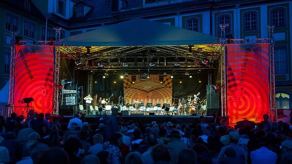 Impressionen vom Rudolstadt Festival 2016 - die Bühne bei Nacht