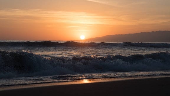 Ein Sonnenuntergang am Meer.