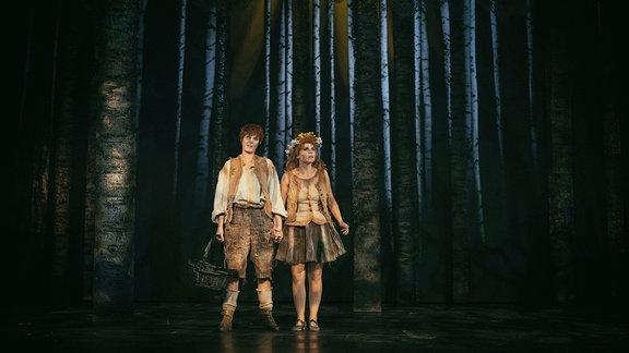 Große Bühne für die Märchenoper "Hänsel und Gretel" zur Vorweihnachtszeit 2022 in Gera