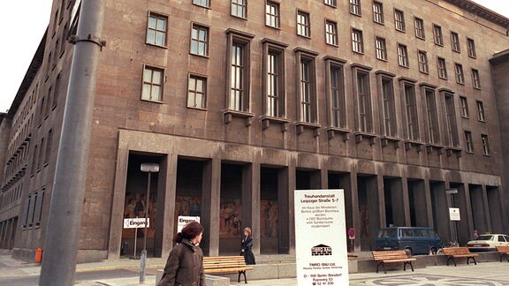 Berliner Treuhandanstalt im ehemaligen Haus der Ministerien in der Leipziger Straße, 1991