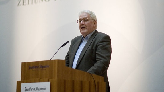 Eduard Beaucamp bei einem FAZ Symposium im Jahr 2008