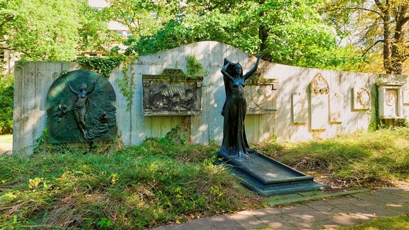 Ein Grab auf dem alten Johannisfriedhof 