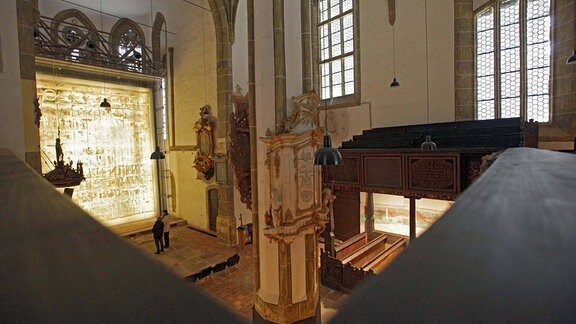 Das Grosse Zittauer Fastentuch in der Kirche zum Heiligen Kreuz im saechsischen Zittau
