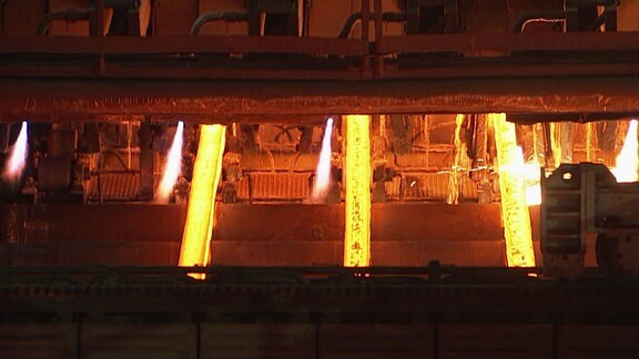 Eine Aufnahme aus einem Stahlwerk.