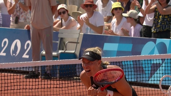 Die Tennisspielerin Angelique Kerber auf dem Sandplatz von Paris.