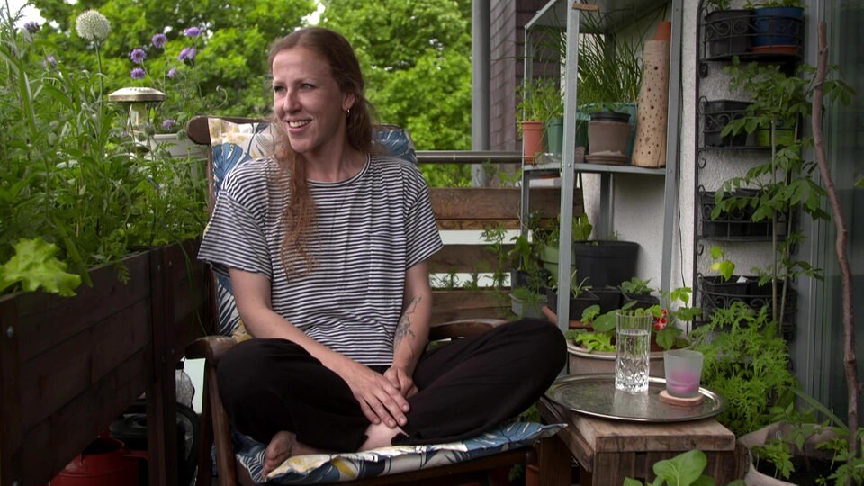 Ein Balkon mit Platz für Yoga und Insekten MDR.DE