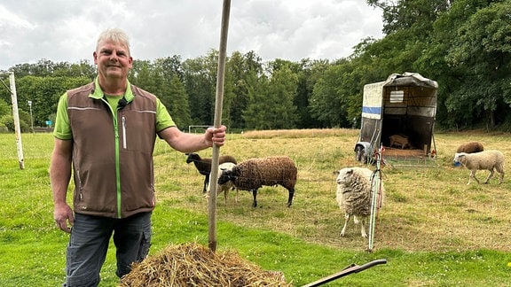 Rene Barbe, besitzt Schaf und Ziege in der KGV Waldesruh.