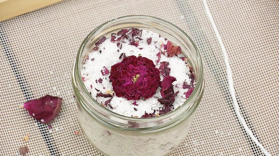 Rezept Rosensalz selber machen MDR.DE