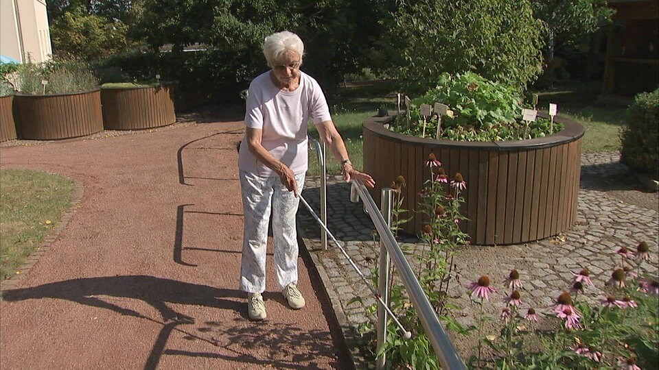 Zu Besuch im Botanischen Blindengarten Radeberg MDR.DE