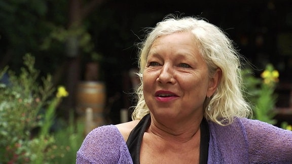 Tina Altus, Gartenbesitzerin und Künstlerin