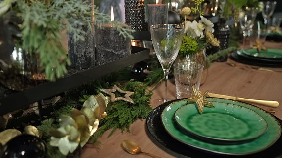 Festliche Tisch-Deko mit Pflanzen