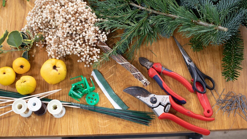 Weihnachtsdeko Einen Adventskranz plastikfrei gestalten MDR.DE