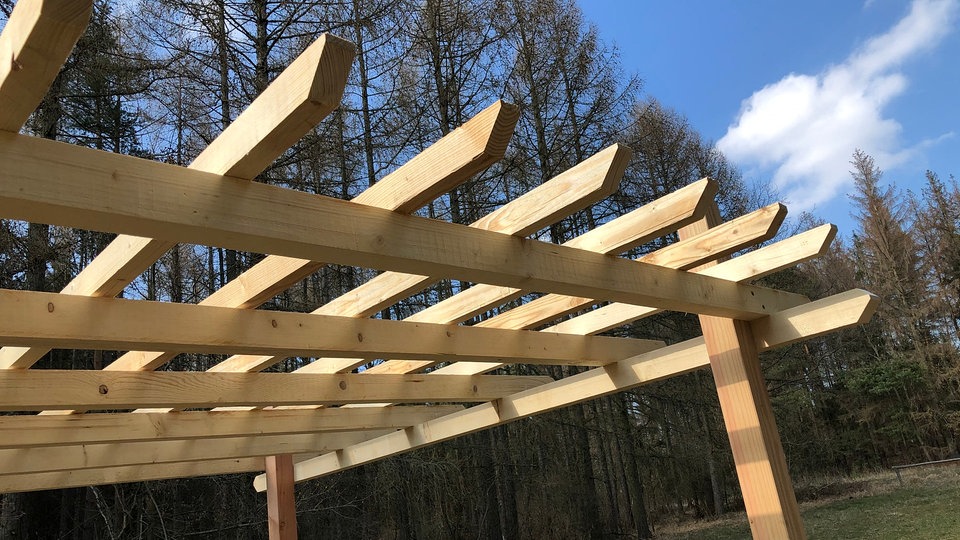 Diy Anleitung Eine Pergola Selber Bauen Mdr De