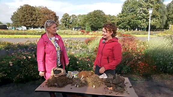 Diana im Gespräch mit Brigitte Goss