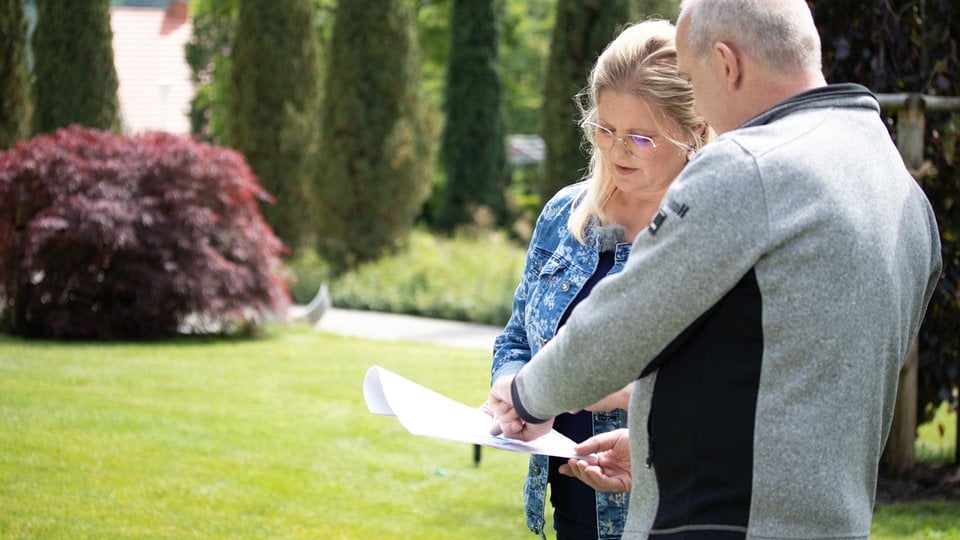 So wird ein Beregnungssystem im Garten installiert MDR.DE