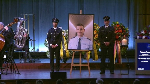 Trauerfeier für einen getöteten Polizisten