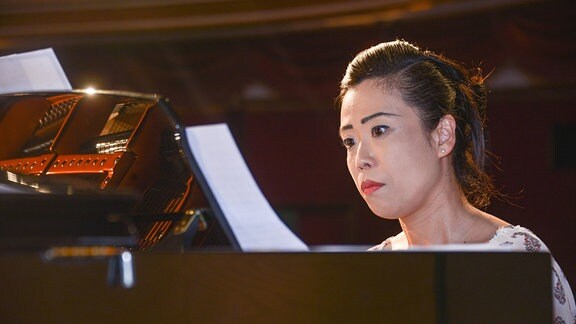 die Pianistin Maki Namekawa