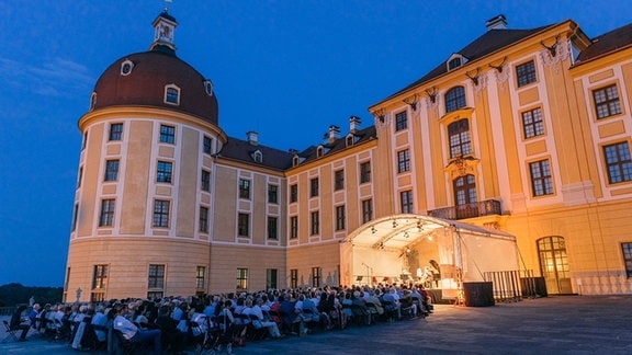 Konzert vor Schloß Moritzburg