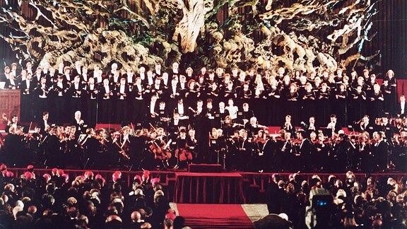 Sonderkonzert des MDR SINFONIEORCHESTER und MDR CHOR im Vatikan, 1993.