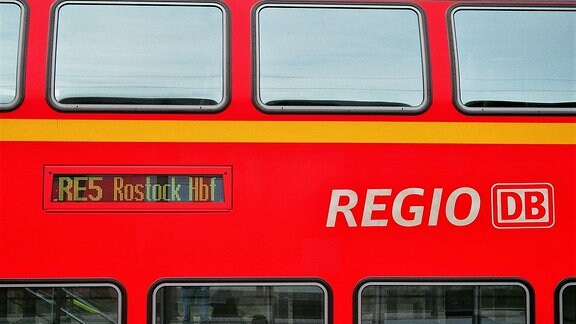 Regionalexpress in Richtung Rostock