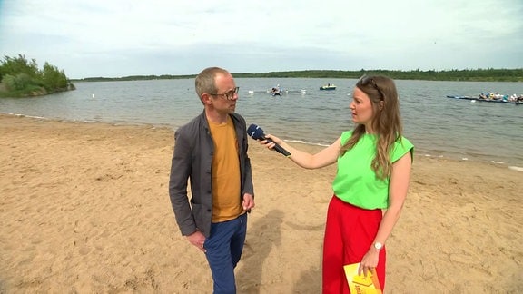 Reporterin Felicitas Hölscher berichtet vom Zwenkauer See.