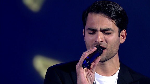 12 Matteo Bocelli "Honesty"
