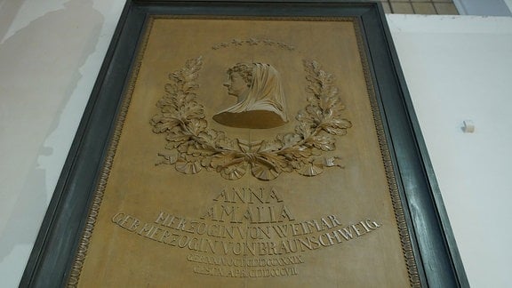 Grabmal der Herzogin Anna Amalia beim MDR-Musiksommer-Konzert in der Weimarer Herderkirche.
