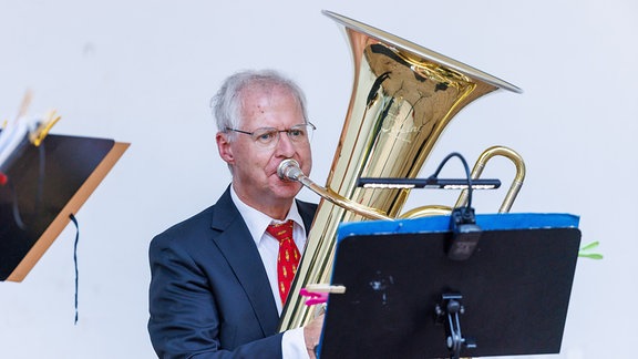 Bernd Angerhöfer beim Konzert in Lichtenwalde