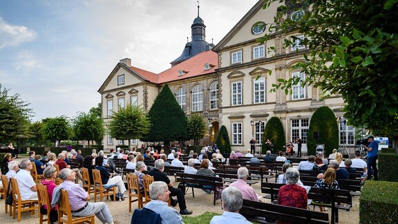 Der MDR-Musiksommer zu Gast auf Schloss Hundisburg