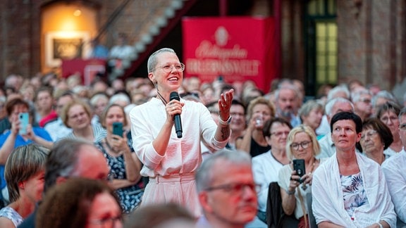 MDR-Musiksommer-Konzert in Freyburg mit Stefanie Heinzmann