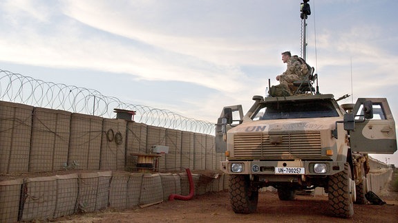 Autobomben-Anschlag: Offenbar deutsche Soldaten in Mali ...