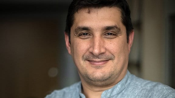 Cem Karakaya, Sachbearbeiter im Bereich "Neue Medien und Internetkriminalität" am Polizeipräsidium München.